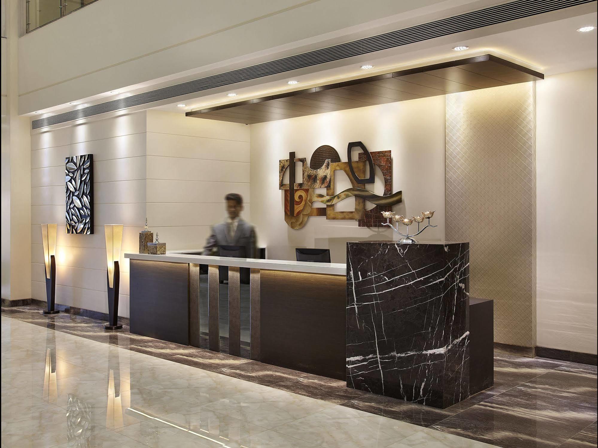Hotel Suba Grand Dahej Экстерьер фото